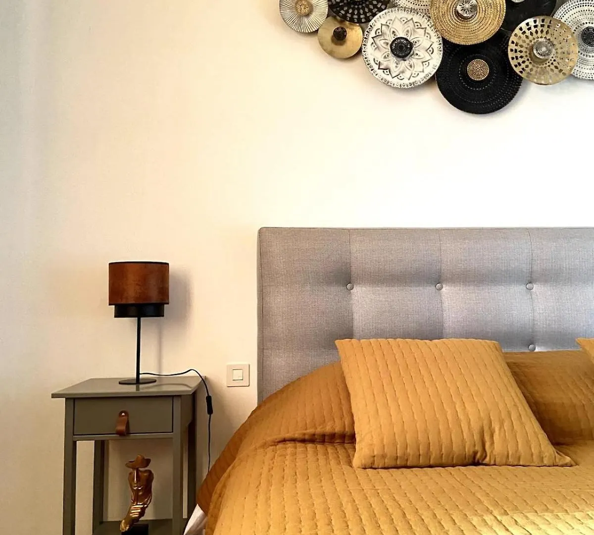 Les Lauriers Blancs Air-Conditioned Villa With Swimming Pool Francie