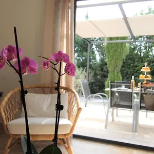 Apartment Les Bastidons De - Le Seguret - 3 Etoiles, LʼIsle-sur-la-Sorgue
