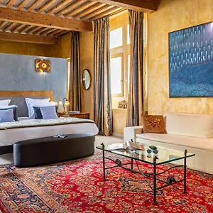 2* Pensión Palais Aoma, Particulier De Luxe En Provence