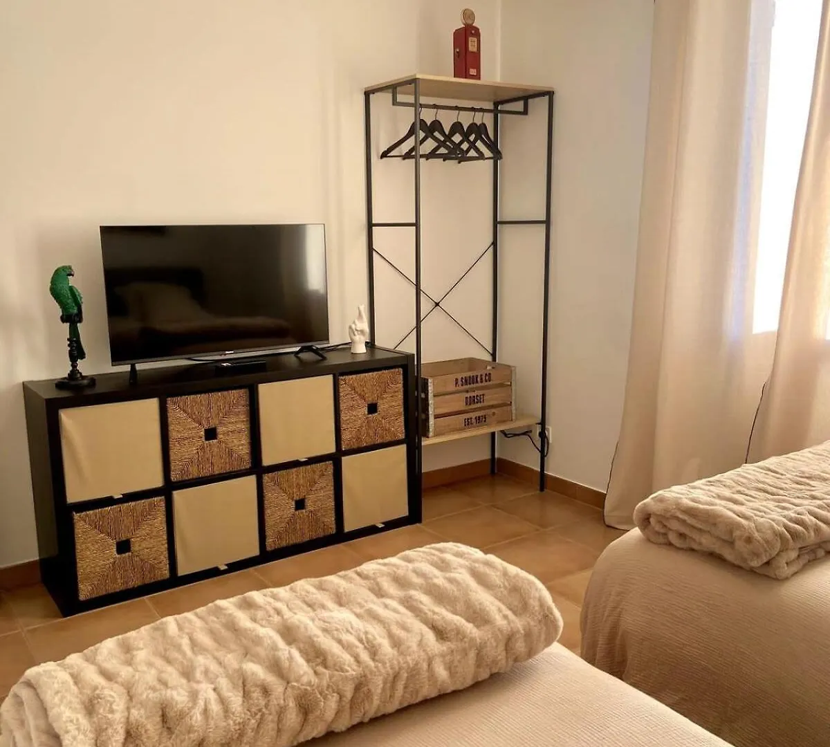 Les Lauriers Blancs Air-Conditioned Villa With Swimming Pool 0*, L'Isle-sur-la-Sorgue