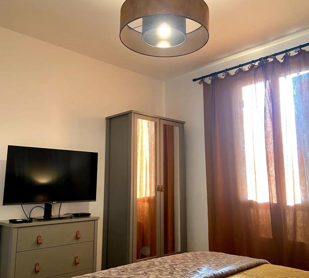 Les Lauriers Blancs Air-Conditioned Villa With Swimming Pool Holiday home
