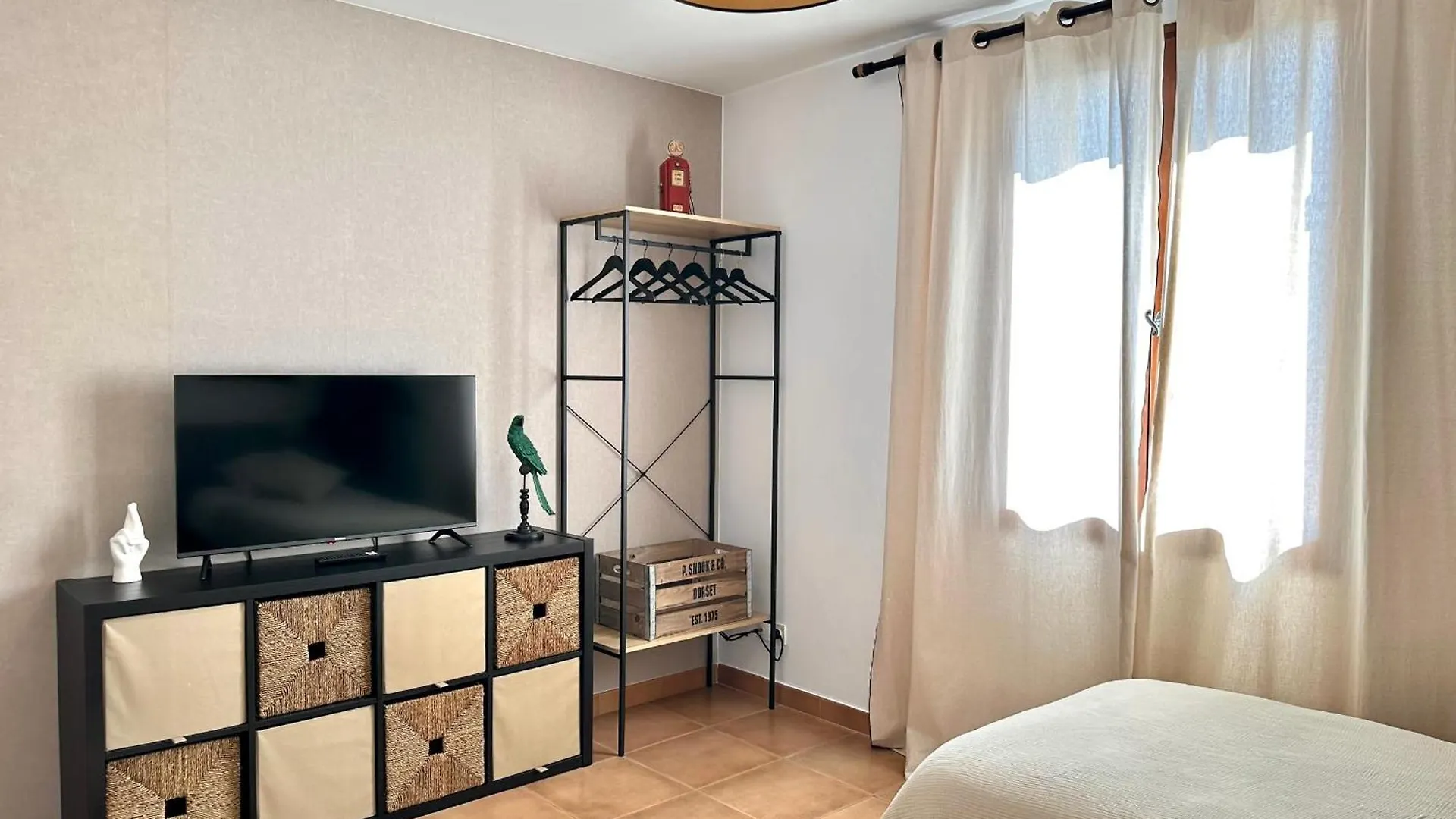 Holiday home Les Lauriers Blancs Air-Conditioned Villa With Swimming Pool